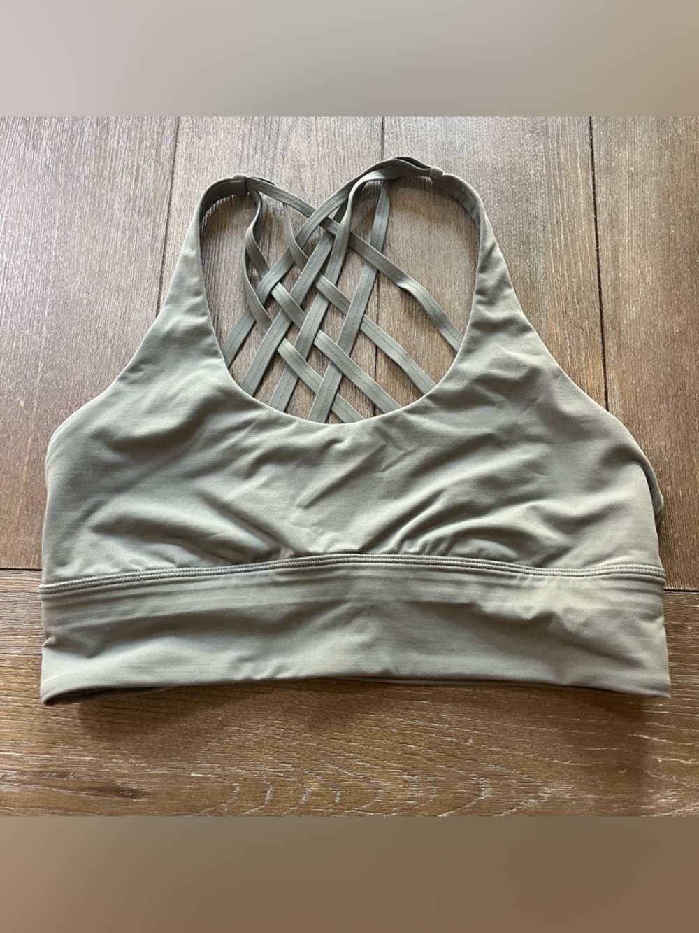 Lululemon free to be bra size 10 moss green color.